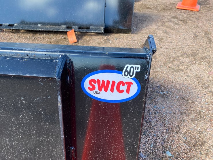 #4055-•-swict-60"-skid-steer-bucket-image-6