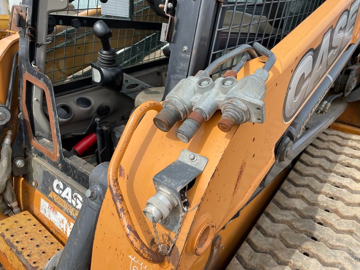 2012-case-tv380-image-32