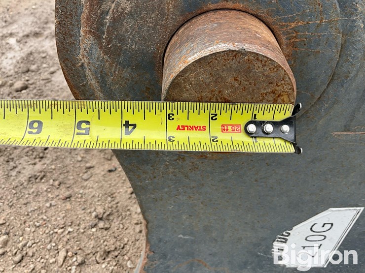 john-deere-210-image-19