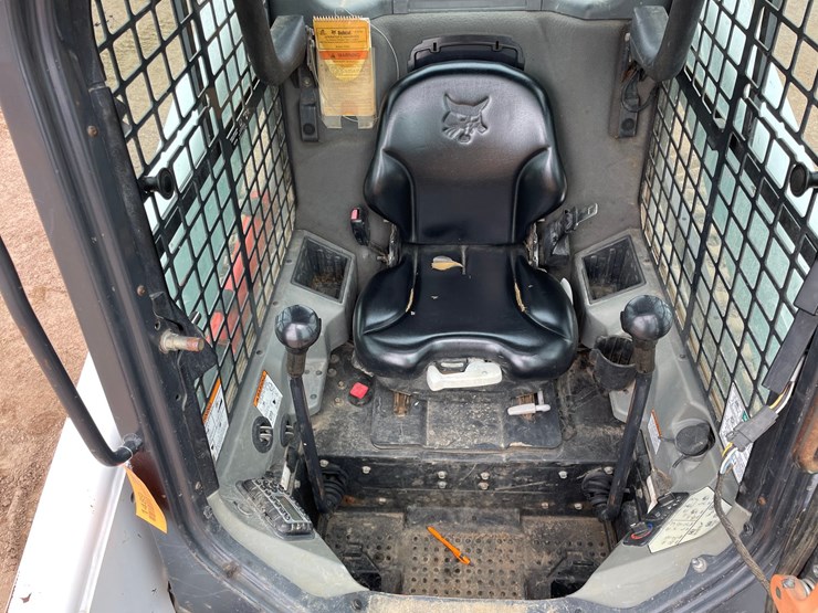 2016-bobcat-t770-image-34