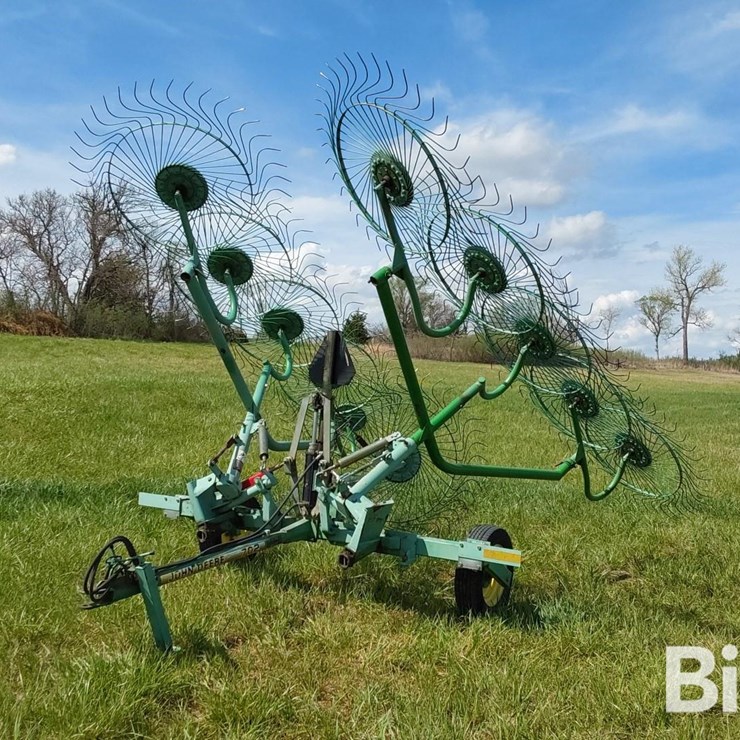 JOHN DEERE 702