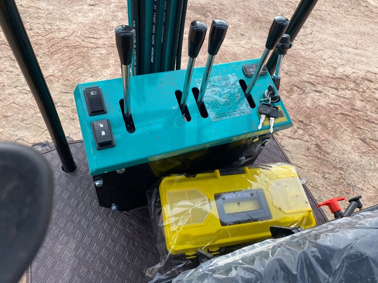#5556-•-2026-cfg-kt12r-mini-excavator-image-12