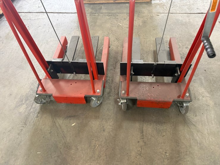 #2020-•-(2)-wesco-industrial-products-winch-operated-pedalifts-image-6