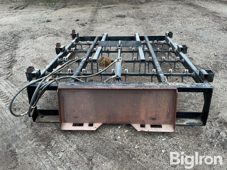 small-square-bale-grapple-image-6
