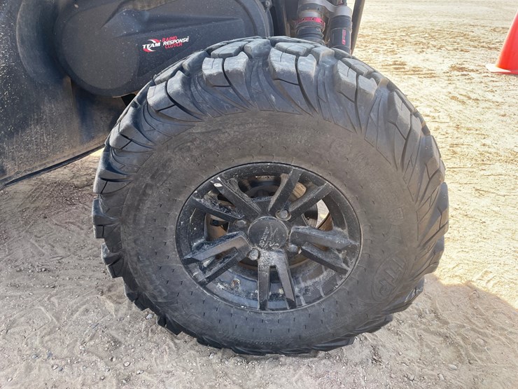 #1597-•-2015-arctic-cat-wildcat-sport-limited-utv-(has-reg.-card)-image-14