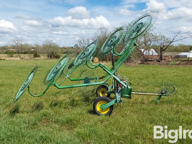 john-deere-702-image-4