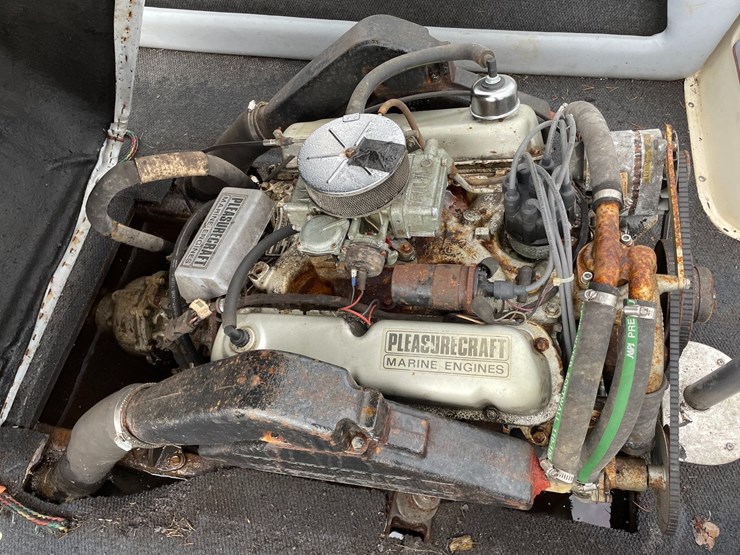 #1567-•-1987-sylvan-19'-boat-with-trailer-(no-title/reg.-card)-image-25