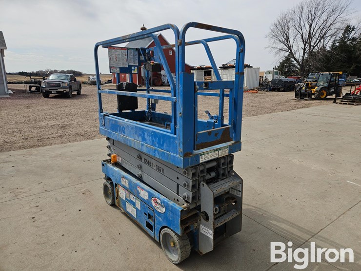 2016-genie-gs1930-image-5