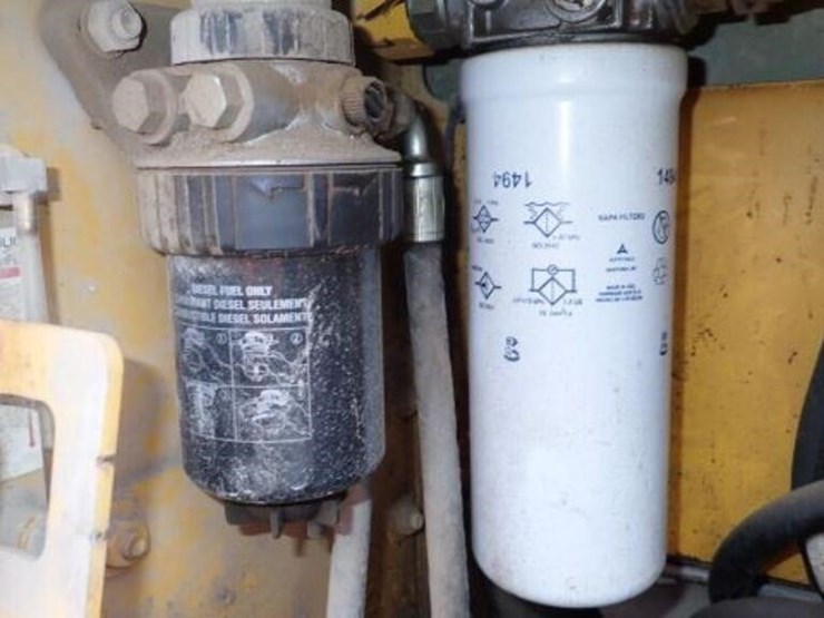 2002-deere-650h-lt-image-48