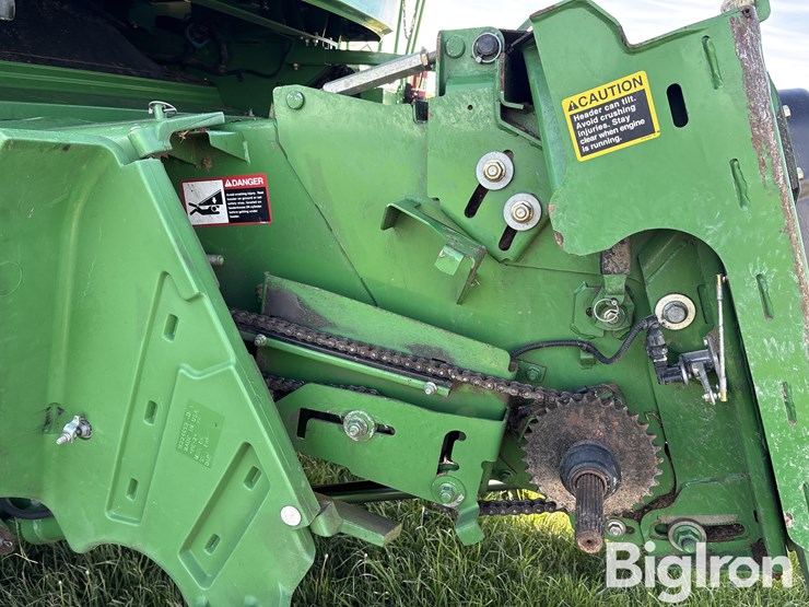 2013-john-deere-s660-image-13