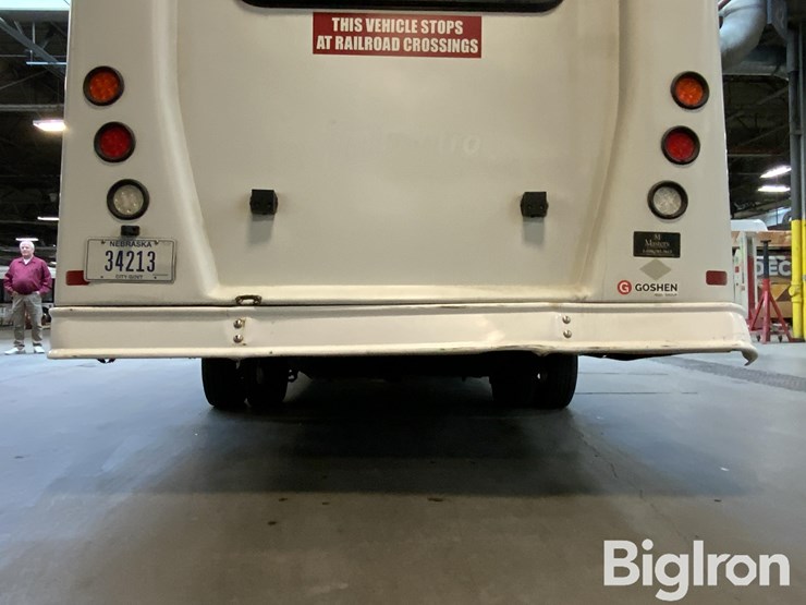 2018-ford-e450-image-18