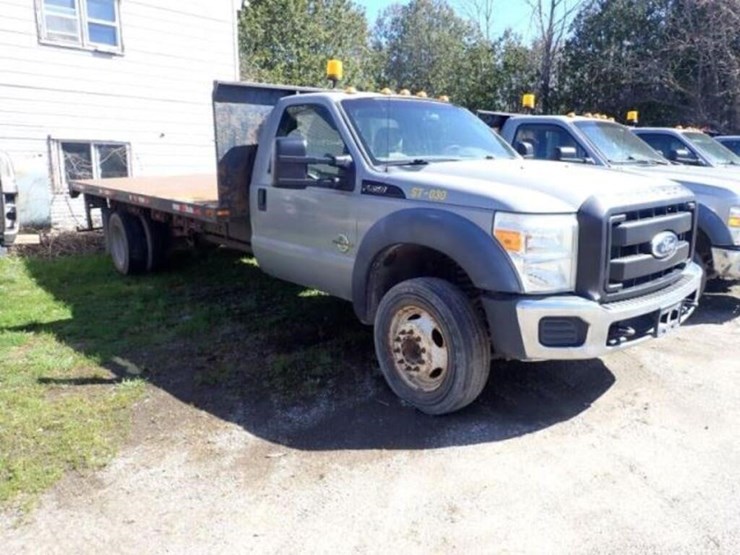 2011-ford-f550-xl-image-1