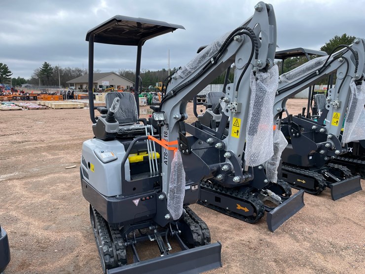 #5515-•-new-ats-me18-mini-excavator-image-2