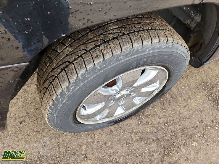 2010-jeep-grand-cherokee-image-12