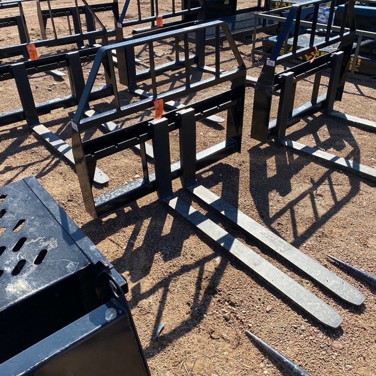 #4070 • Kivel 3,500 lbs. Pallet Fork Attachment