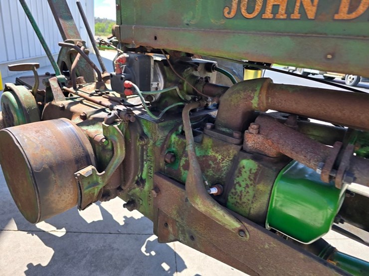 john-deere-model-b-image-14