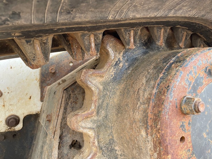 2016-bobcat-t770-image-18