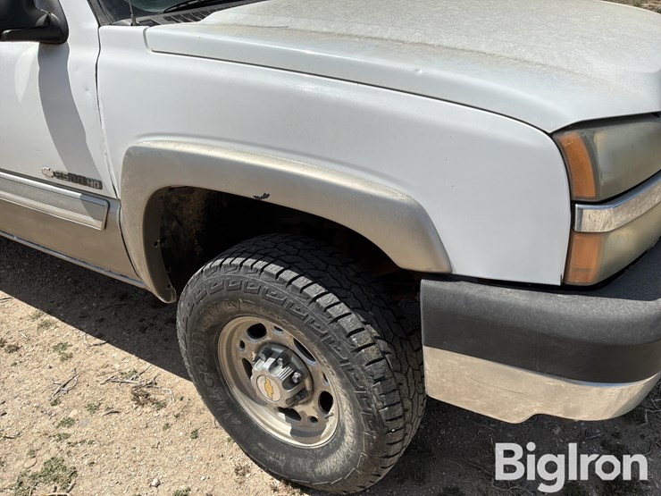 2003-chevrolet-silverado-2500-image-12