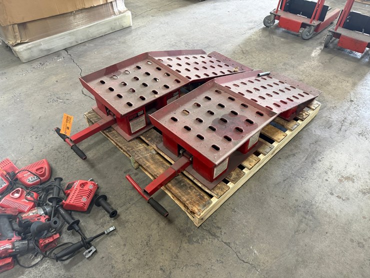 #2021-•-(2)-norco-truck-ramps-image-3