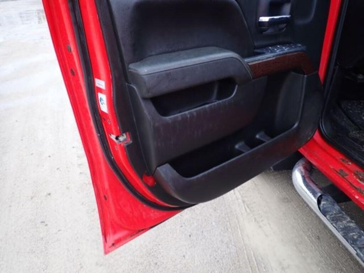 2016-gmc-2500hd-image-35