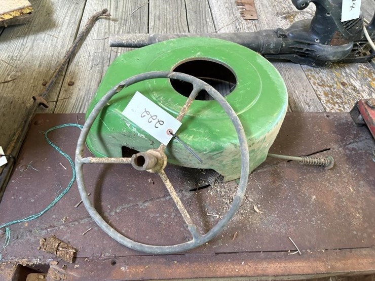 john-deere-cover---starter-wheel-image-1