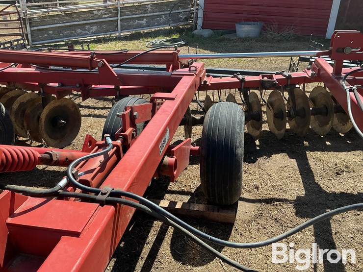 case-ih-3900-image-10
