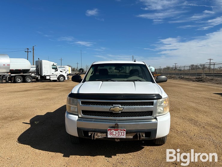2008-chevrolet-silverado-1500-image-2