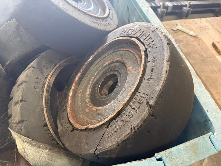 #2045-•-crate-of-forklift-tires-image-6