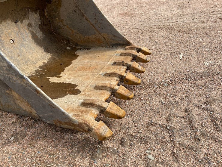 2005-hitachi-zx80-image-18