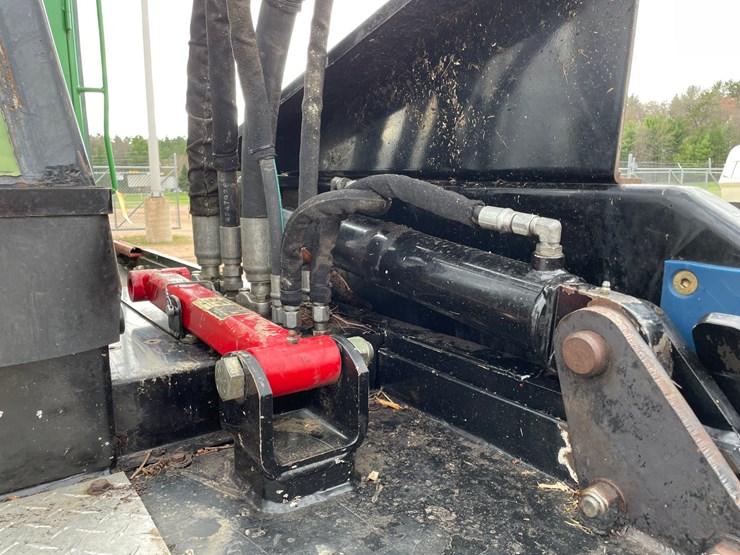 2017-gyro-trac-gt35-image-13