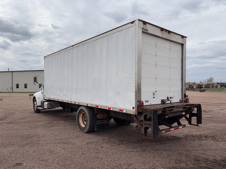 2011-peterbilt-330-reefer-truck-image-7