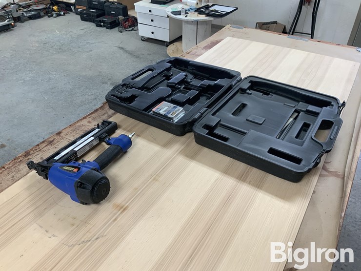 campbell-hausfeld-nb006400av-air-nailer-image-7