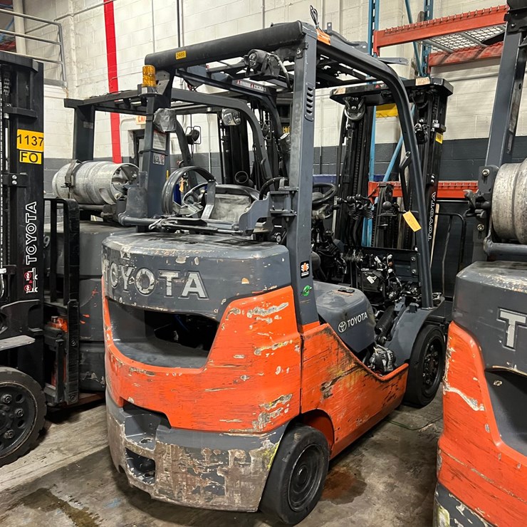 #2009 • Toyota Forklift (Non-runner)