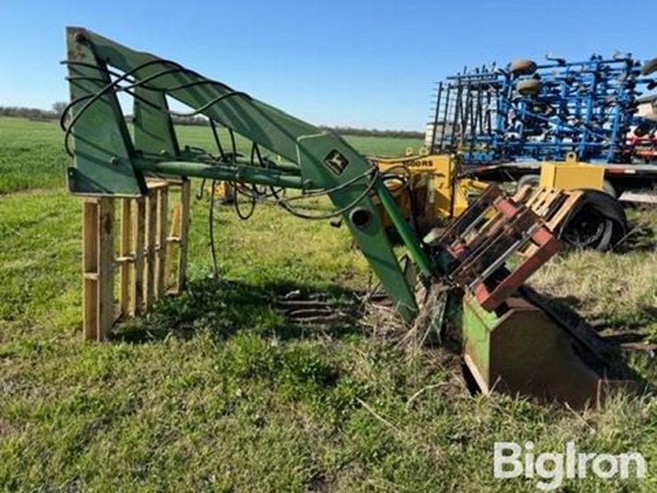 john-deere-158-image-4