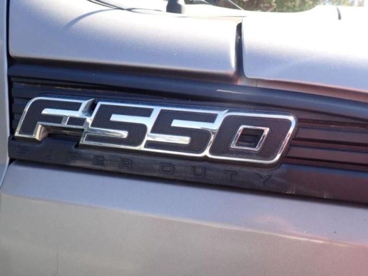 2014-ford-f550-xl-image-4