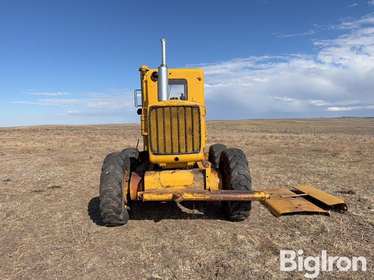 caterpillar-12-image-6