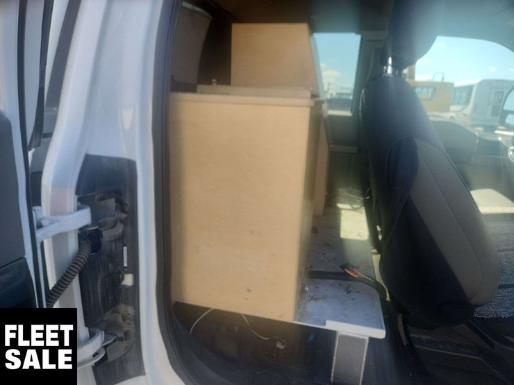2020-ford-f350-image-24