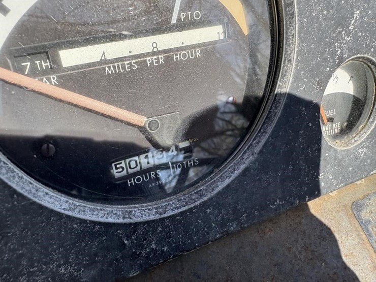 john-deere-3020-image-9