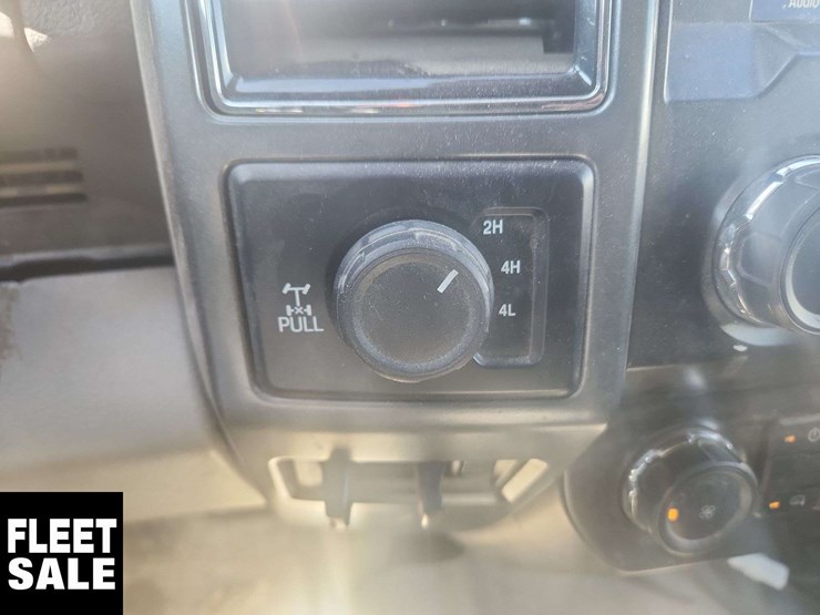 2020-ford-f350-image-16