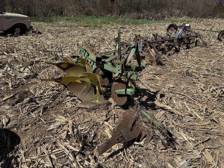 john-deere-2-image-1