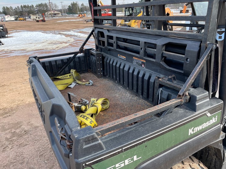 #1625-•-kawasaki-mule-pro-dxt-diesel-utv-image-27