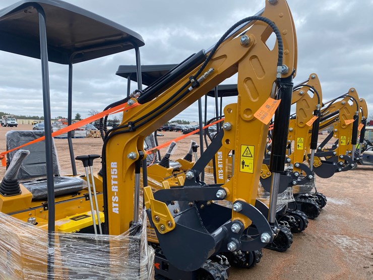 #5542-•-new-ats-rt15r-mini-excavator-image-3