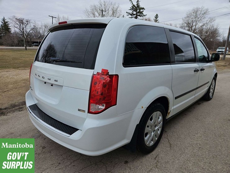 2014-dodge-grand-caravan-image-7