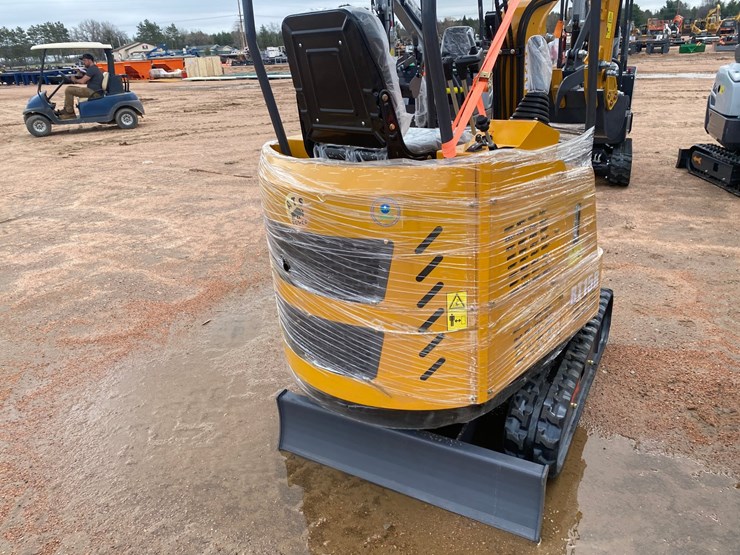 #5539-•-new-ats-rt15r-mini-excavator-image-7