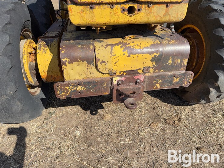 caterpillar-12-image-10