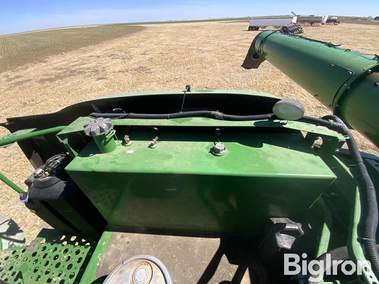2014-john-deere-s680-image-19