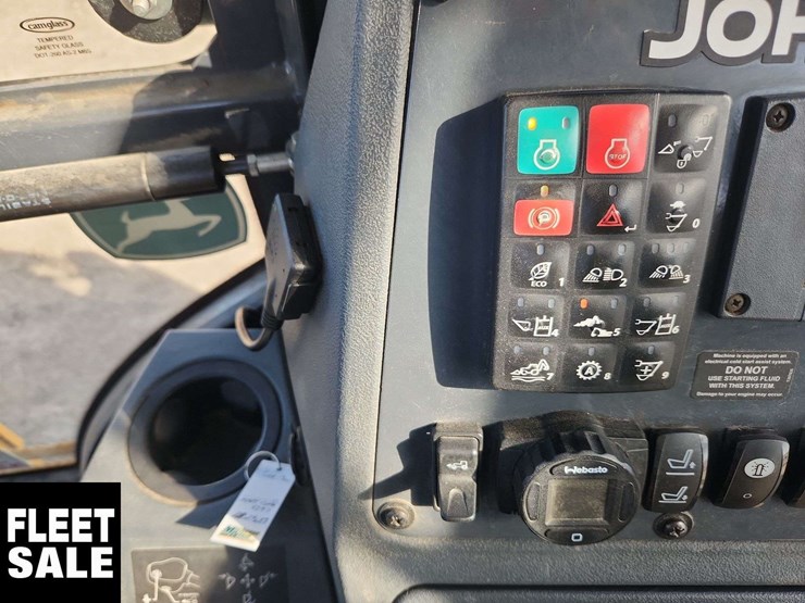 2017-deere-410l-image-16