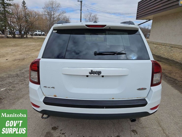 2014-jeep-compass-image-7