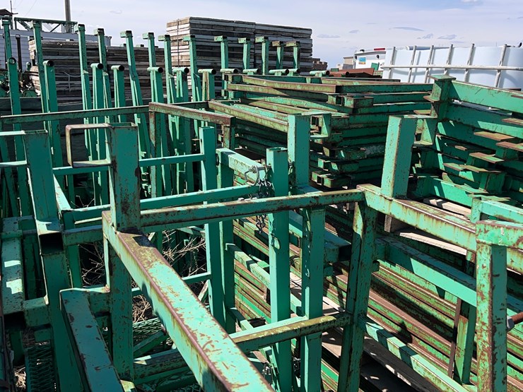big-green-scaffolding-image-29