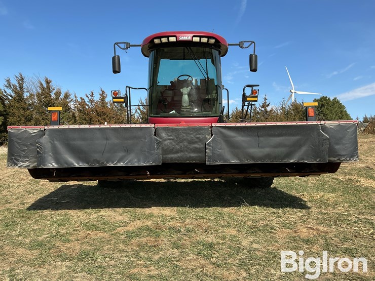 2006-case-ih-wdx2302-image-2